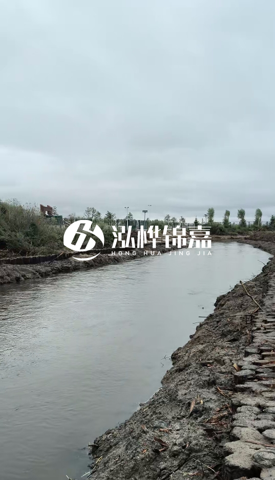 江西打松木樁專業施工隊-松木樁加固地基為什么不會腐朽?