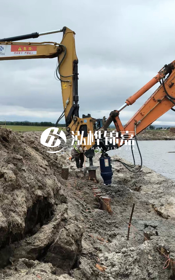 包頭挖機打木樁專業施工-打4米松木樁怎么計價?