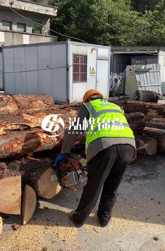 湖北有打樁木源頭工廠嗎？4米8公分松木樁多少錢一根？