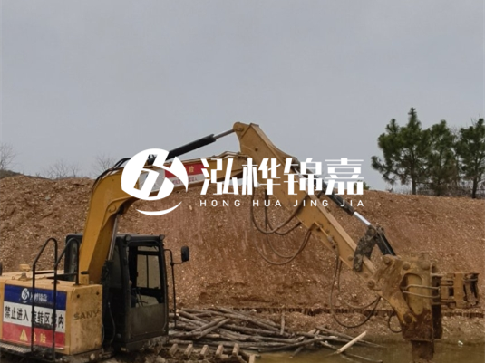 4 米防汛木樁多少根可以送貨上門？3 米松木樁 11-13 公分價格是多少？